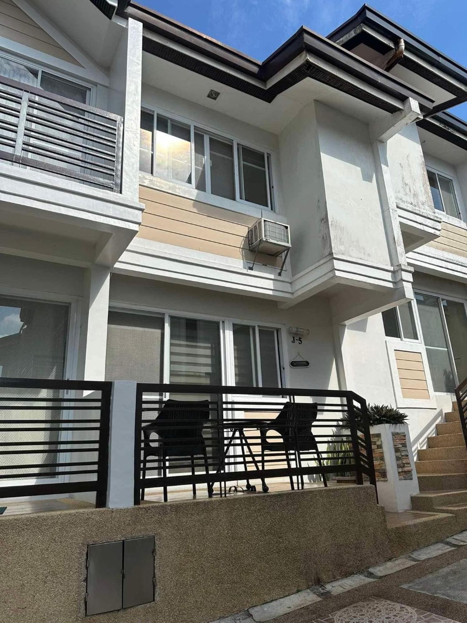 Tagaytay Hampton Villa Tagaytay City Exterior foto